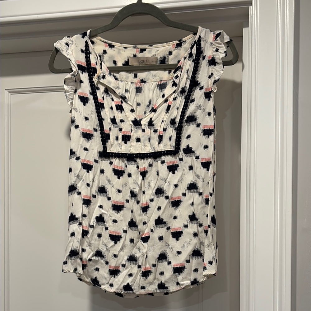 LOFT White and Blue Patterned Women's Top